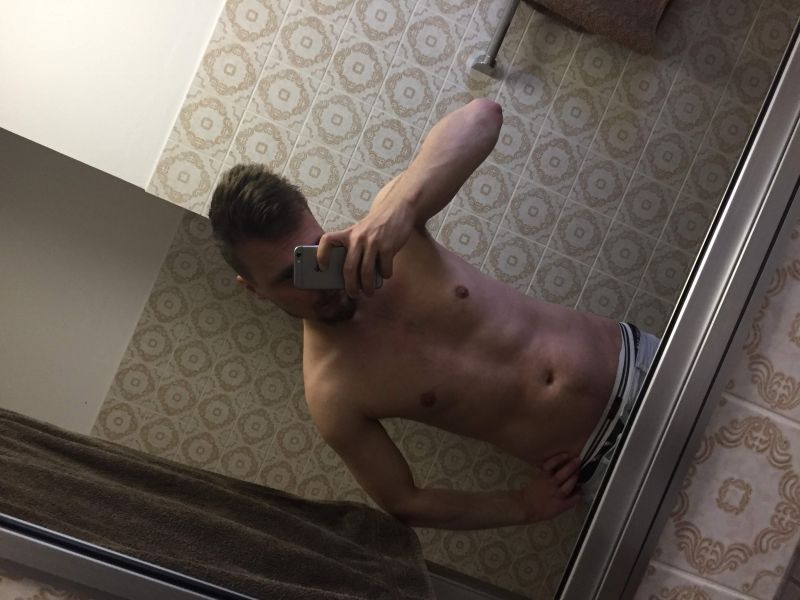 Sex seznamka, On hled jeho - Sex sluzby pro muze, 28 let, Praha