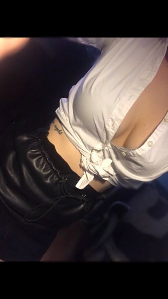 Sex seznamka, Ona hled jeho - Blondnka Samantha, 21 let, Praha