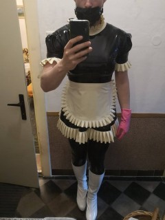 Sex seznamka, On hled ji - Musk sluka Vm uklid domcnost, 27 let, Brno