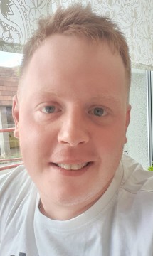 Sex seznamka, On hled jeho - Budu Tvj, 30 let, kraj: Hl. m. Praha