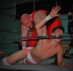 Sex seznamka, On hledá jeho - sadowrestling, 37 let, kraj: Jihomoravský