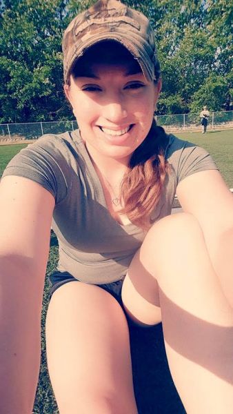 Sex seznamka, Ona hled jeho - Briana12, 27 let, cologne