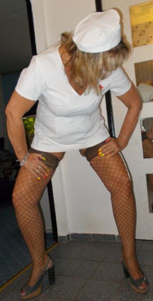 Sex seznamka, Ona hled jeho - SEXI SESTIKA PO TELEFONU, STA POSLAT KREDIT, 35 let, Praha