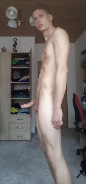 Sex seznamka, On hled jeho - Petk, 25 let, kraj: Hl. m. Praha