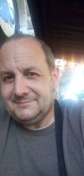 Sex seznamka, On hled� ji - Bez gumy, 46 let, kraj: Jihomoravsk�