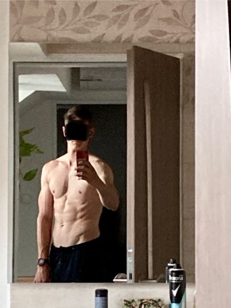 Sex seznamka, On hled� ji - Nez�vazn� setk�v�n�, 32 let, Brno