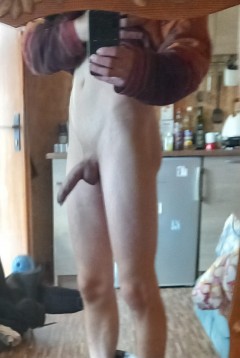 Sex seznamka, On hledá ji - chlapec (19) nabízí své tělo, 19 let, Turnov